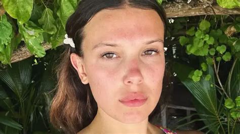 millie bobby brown bikini|Millie Bobby Brown Shows Off Her Sculpted Figure in Pink Bikini .